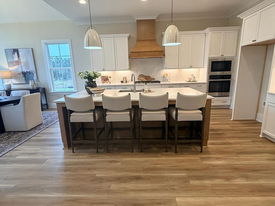 1st image of 1061 Azalea Garden Cir
