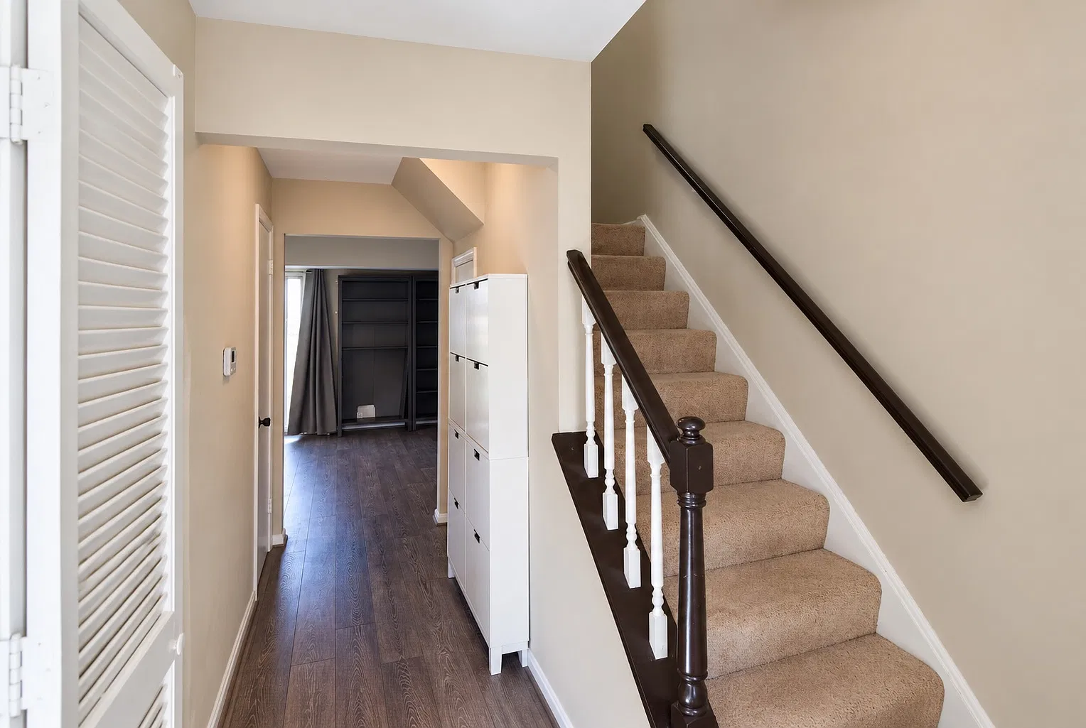 3 bed, 2.5 bath, 1302 sqft, $2,475 — Photo 4