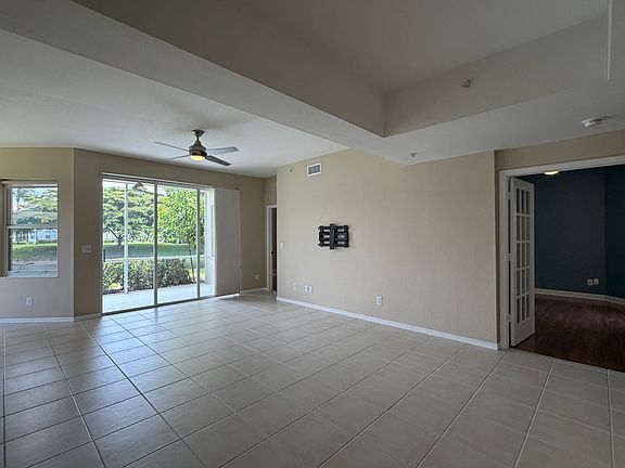 4th image of 359 Dover Pl APT 101