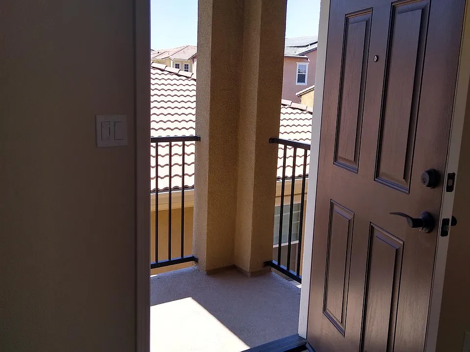 691 N San Marcos Dr