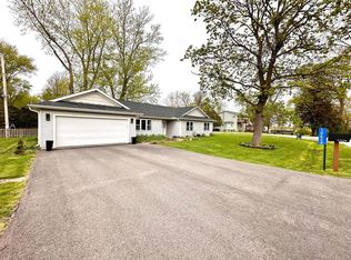 10624 284th Ave, Trevor, WI 53179