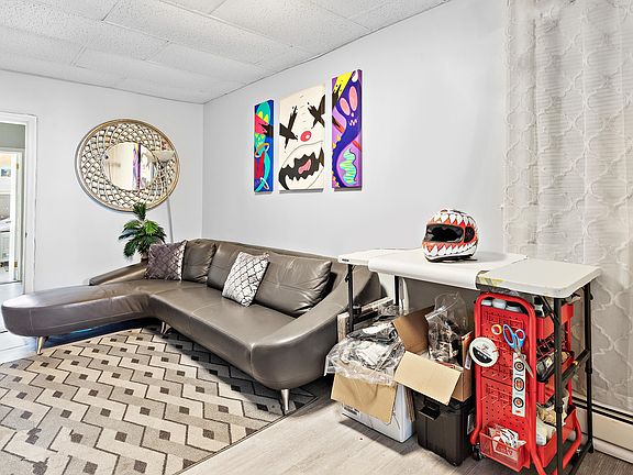 5th image of 50 Saint Pauls Ave #1D