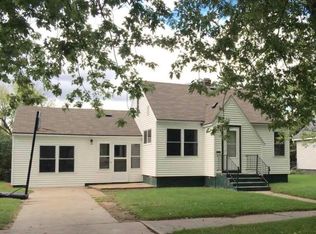 715 3rd St SW, Wadena, MN 56482