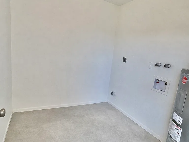 765 N Arrowhead Dr #1 — Photo 13