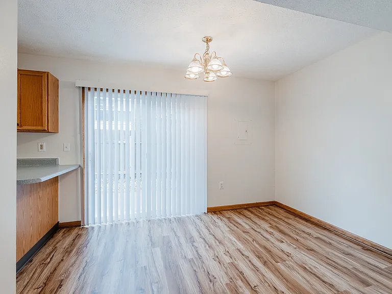 410 W Todd Cir — Photo 7