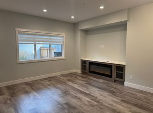 834 Cadder Ave #2, Kelowna, BC V1Y5N6