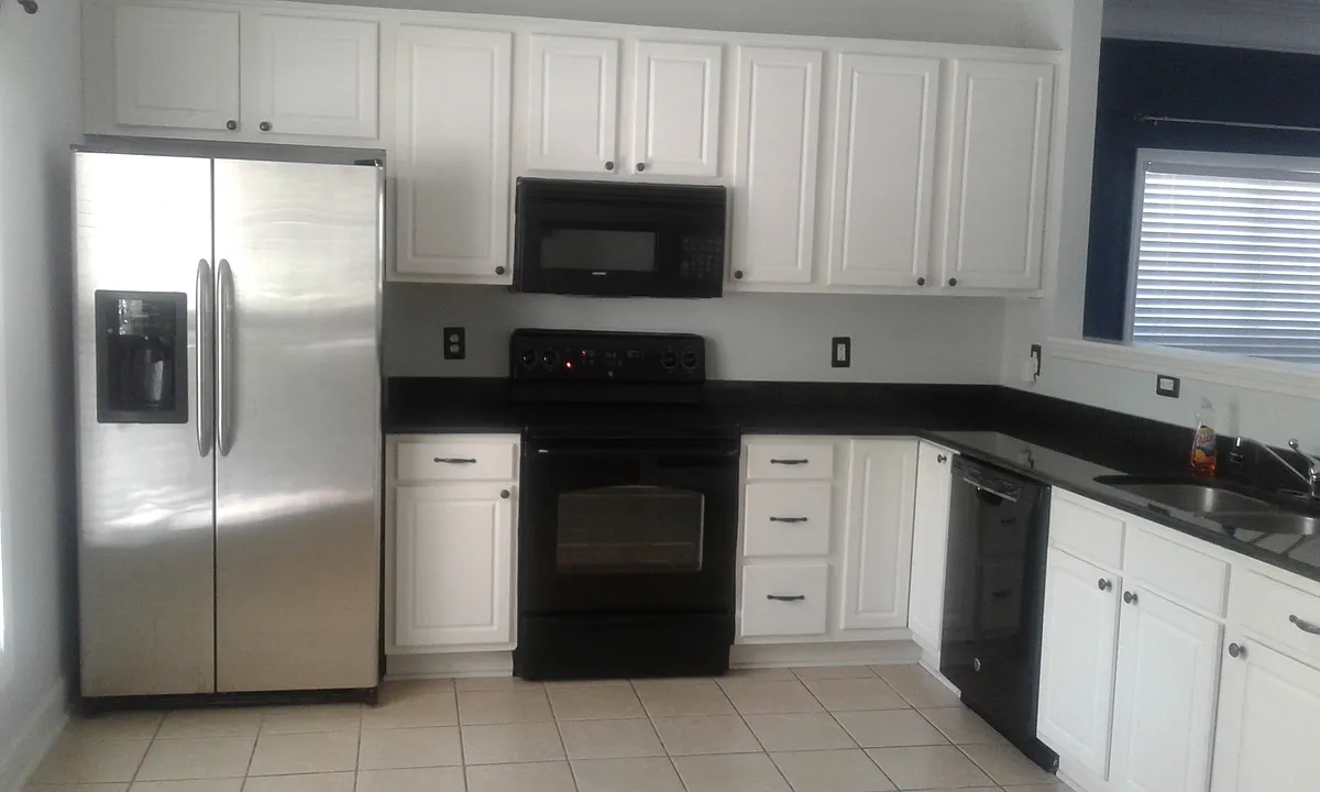 Building Photo - 201 Hampton Forest Dr