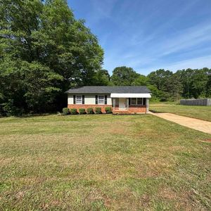 156 Bradley Dr, Wellford, SC, 29385