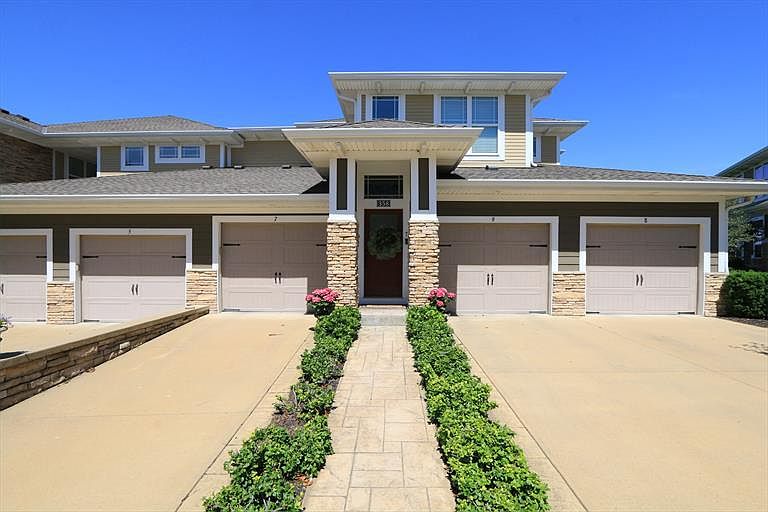 1st image of 358-8 Riverpointe Dr