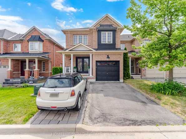 37 Lacebark Ct, Brampton, ON L6R 3M7