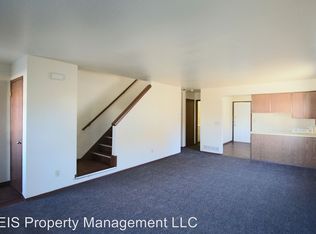 8627 W Fairy Chasm Dr, Milwaukee, WI 53224