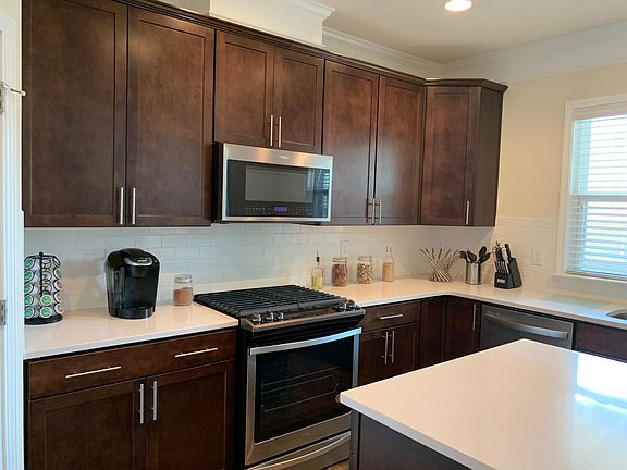 4th image of 769 Wexford Cove Way