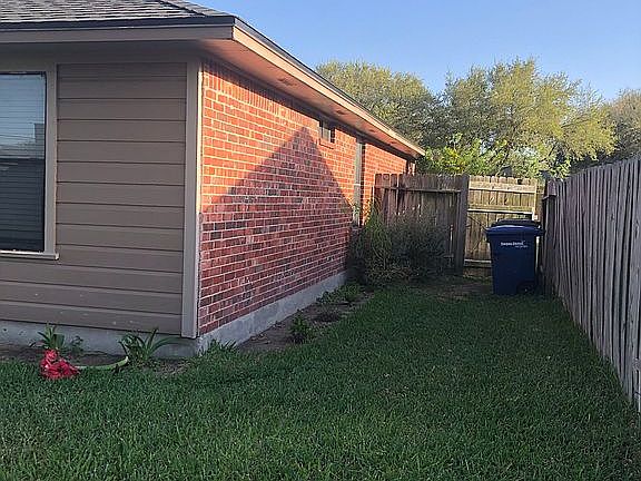 2nd image of 10506 Pioneer Dr