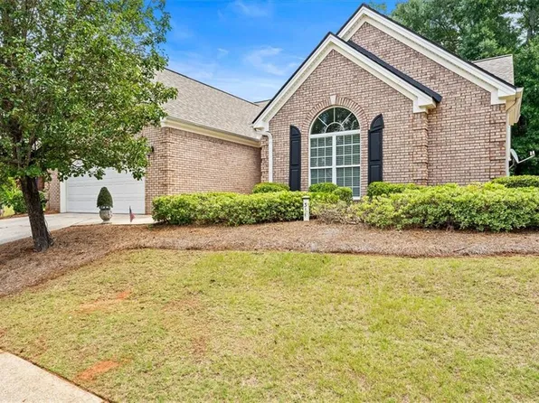 311 Crossroads Dr, Social Circle, GA 30025