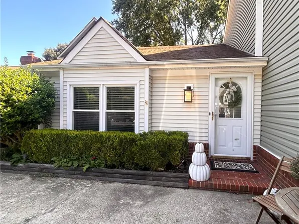 2412 Lake Havasu Ct, Virginia Beach, VA 23454
