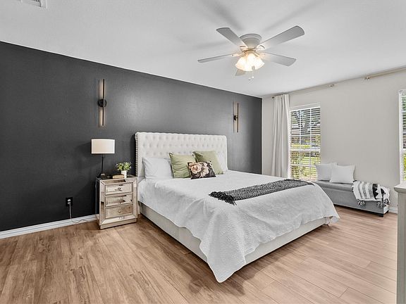 4th image of 4026 Oxhill Rd