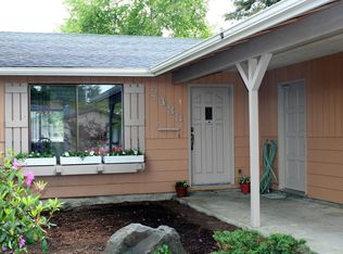 2433 Pine St, Seaside, OR 97138