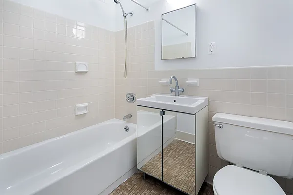 Sold by Sotheby's International Realty | media 8