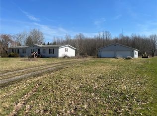 9611 Mohawk Rd, Girard, PA 16417