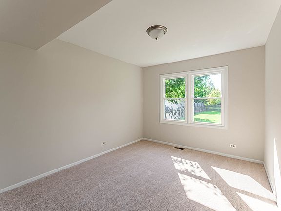 3rd image of 17651 W Windslow Dr
