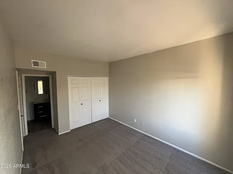 1017 E Maryland Ave #236 — Photo 5