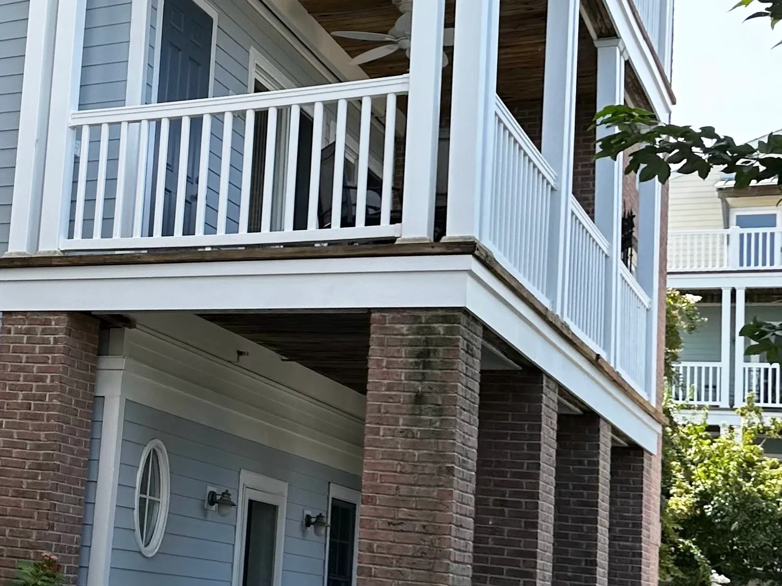 8300 Harbor View Ln — Photo 4