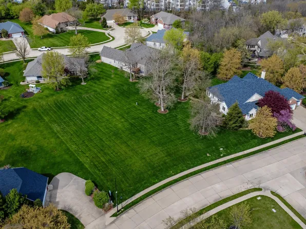 2500 Lacewood Dr, Columbia, MO 65201