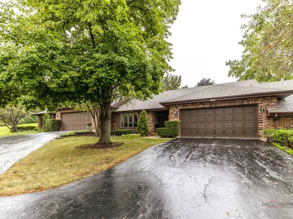 822 Brian Ct, Gurnee, IL 60031