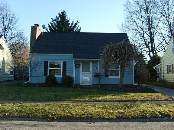2nd image of 1202 Myrtle Ave