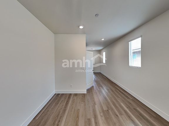 5th image of 510 Silverbell Falls Pl