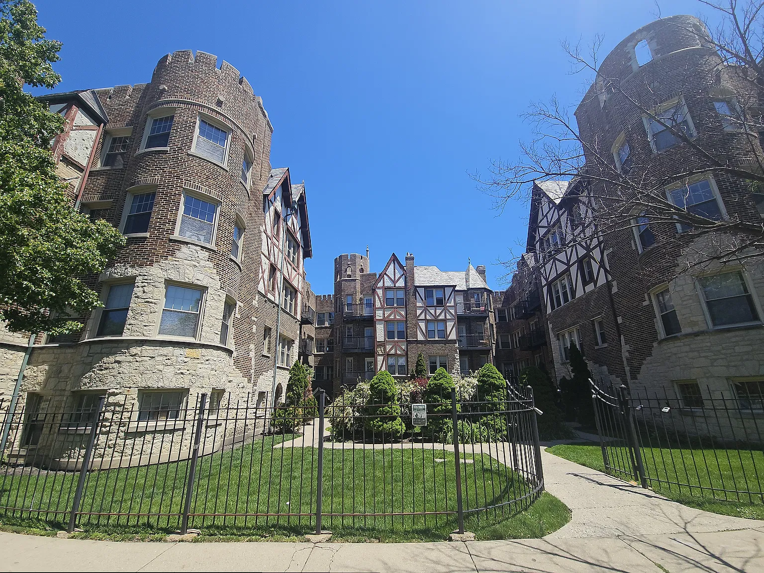 5721 N Kimball Avenue — Photo 1