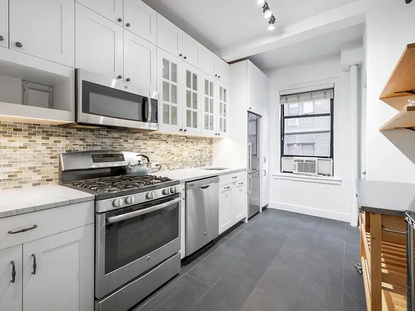 535 West 110th Street image 7 of 11