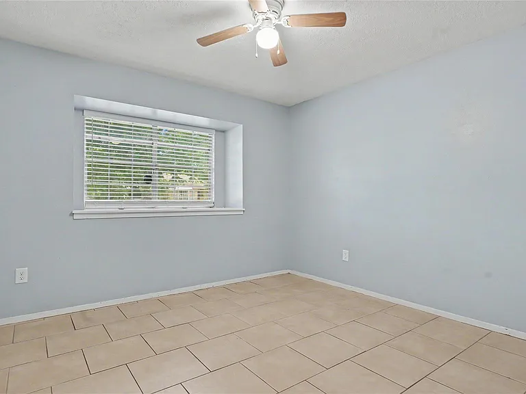 4210 Cork Ln — Photo 13