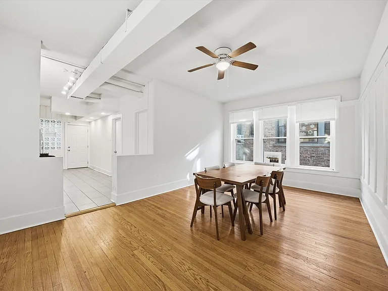 5210 S Ingleside Ave #2 — Photo 9