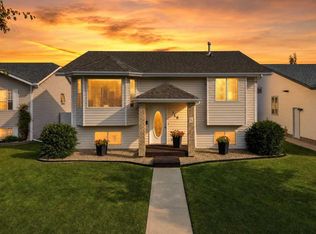148 S Dempsey St, Red Deer, AB T4R 2Y9