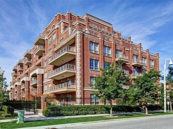 20 Burkebrook Pl #79, Toronto, ON M4G 0A1
