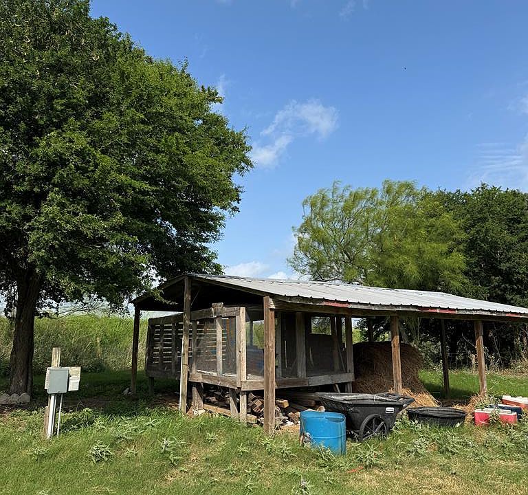 1st image of 32326 Gamble Rd