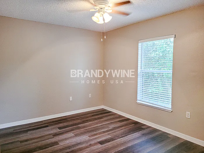 2564 Courtland Blvd — Photo 35