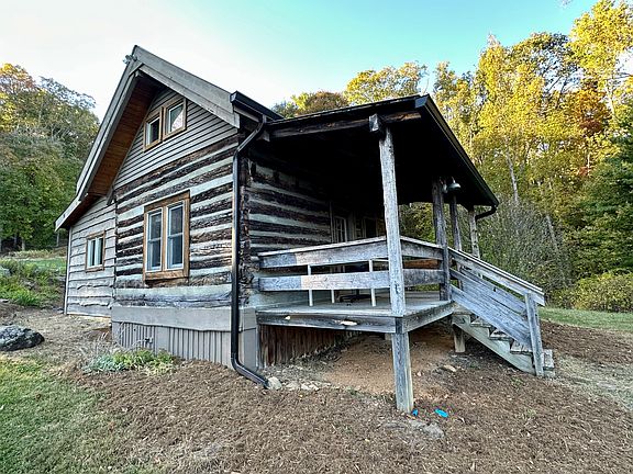 2nd image of 56 Haw Creek Cir