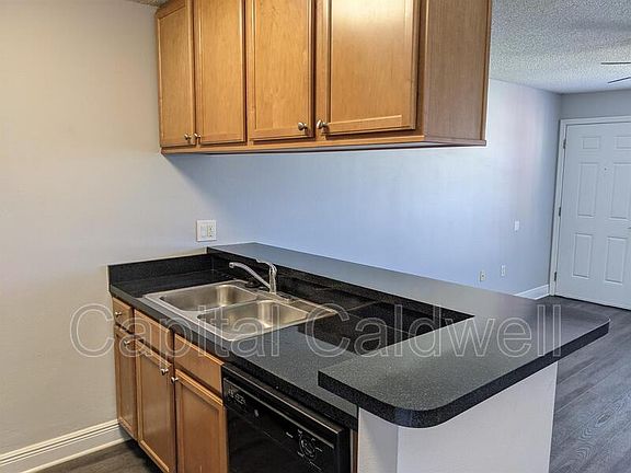 4th image of 302 Lake Parsons Grn Unit 205