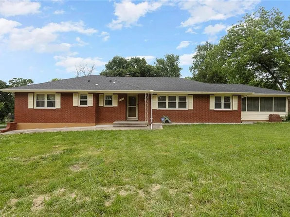 7517 N Central St, Gladstone, MO 64118