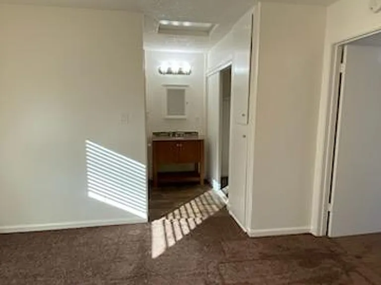 Alta Redwoods Terrace — Photo 10