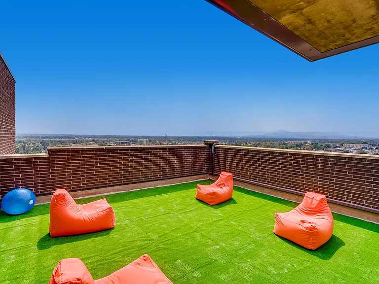The elements at Sloan's Lake | Denver, CO Apartments