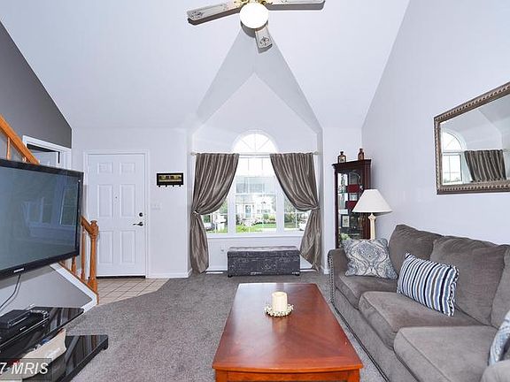 4th image of 814 Marcie Ct