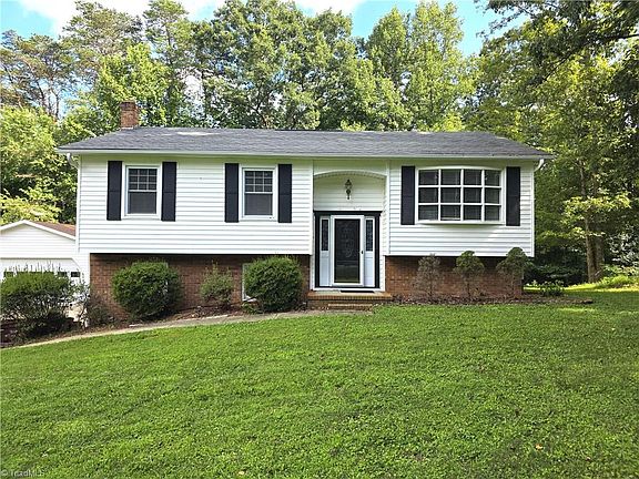 2nd image of 414 Oak Ridge Dr