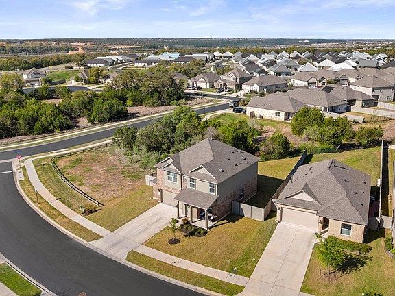 3rd image of 440 Wolf Springs Rd