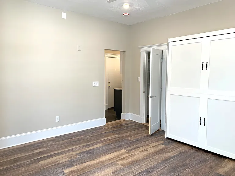 Waldorf Lofts — Photo 30