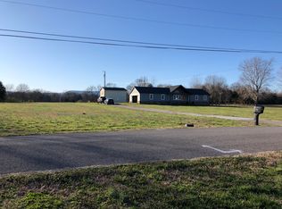 528 Hames Rd, Chickamauga, GA 30707