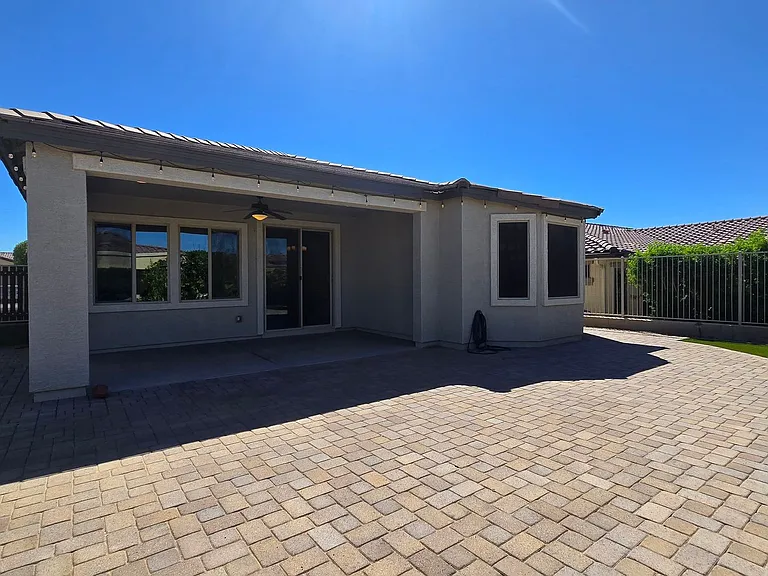 17520 W Fairview St — Photo 27
