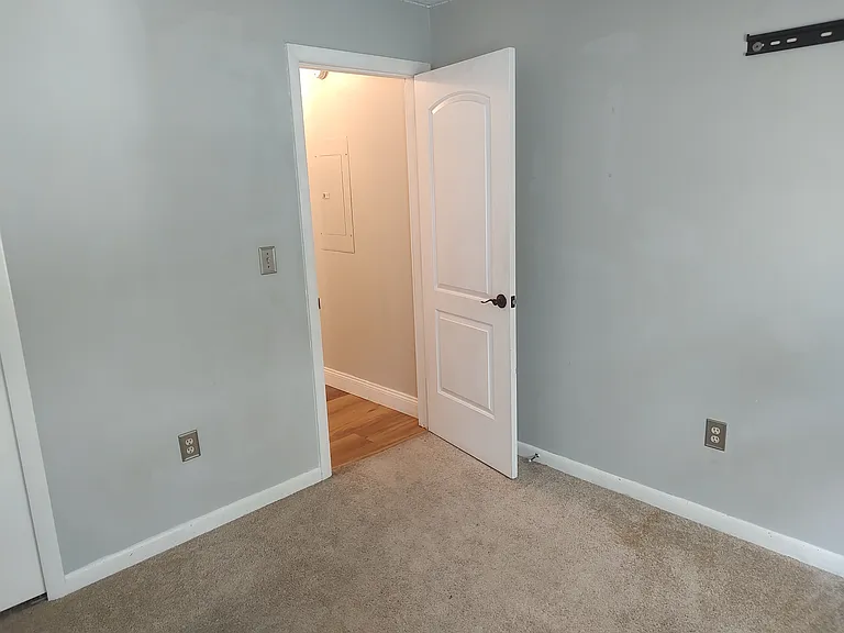 607 Spring Meadow Rd — Photo 16